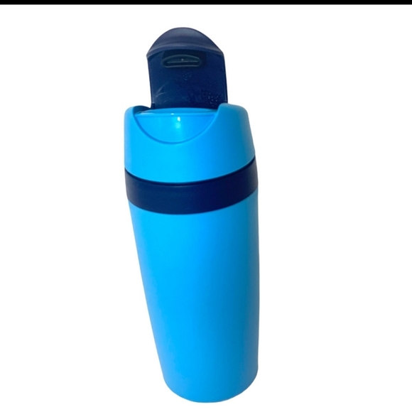 SaleTupperware Travel Mug - Picture 1 of 6